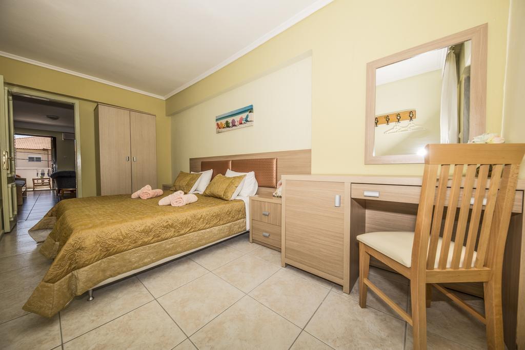 Park Apartment Paralia Dionysiou Buitenkant foto